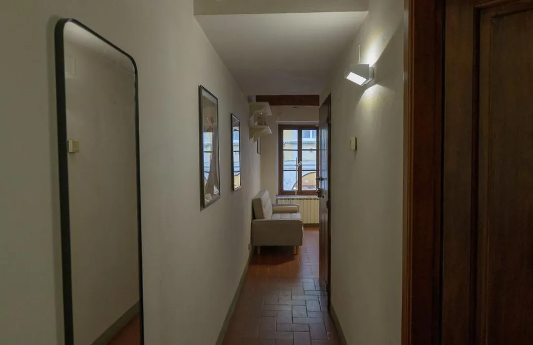 Traditional Florentine 1Br Apartment Close To Piazza Santa Croce-1